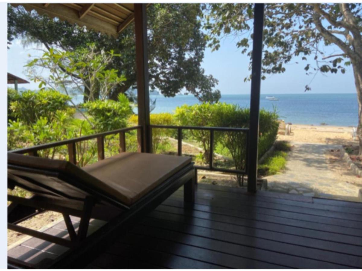 Heaven Beach Resort & Art Koh Phayam Extérieur photo